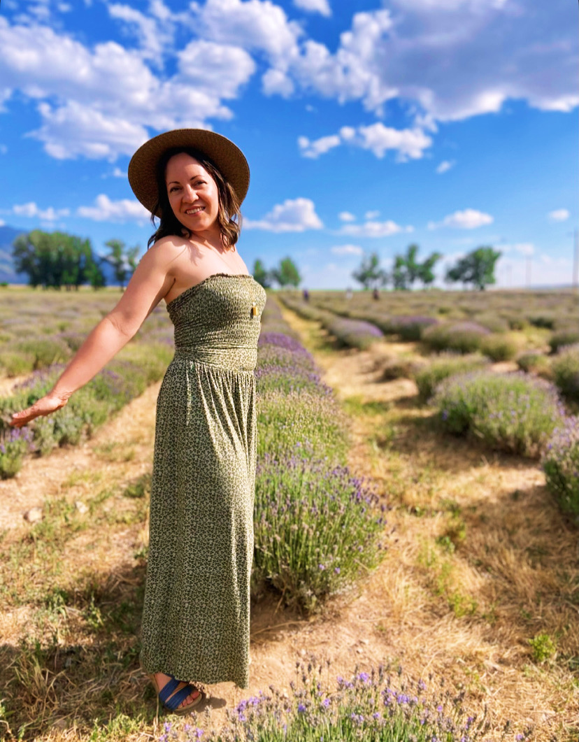 đ Joelle Marshall Young Living Star CNHP, CPI - Lily & Lamp Oils